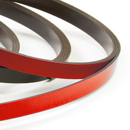 MT-07/red, Bande magnétique couleur 7 mm, pour y écrire et pour découper, rouleaux d'1 m, rouge