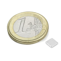 Q-CDM48-N, Parallelepipedo magnetico 5 x 5 x 1 mm, neodimio, N48, nichelato