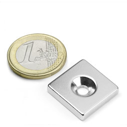 CS-Q-20-20-04-N, Bloque magnético 20 x 20 x 4 mm, con taladro avellanado, N35, niquelado