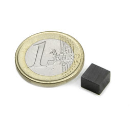 FE-Q-07-07-05, Parallelepipedo magnetico 7 x 7 x 5 mm, ferrite, Y35, senza rivestimento